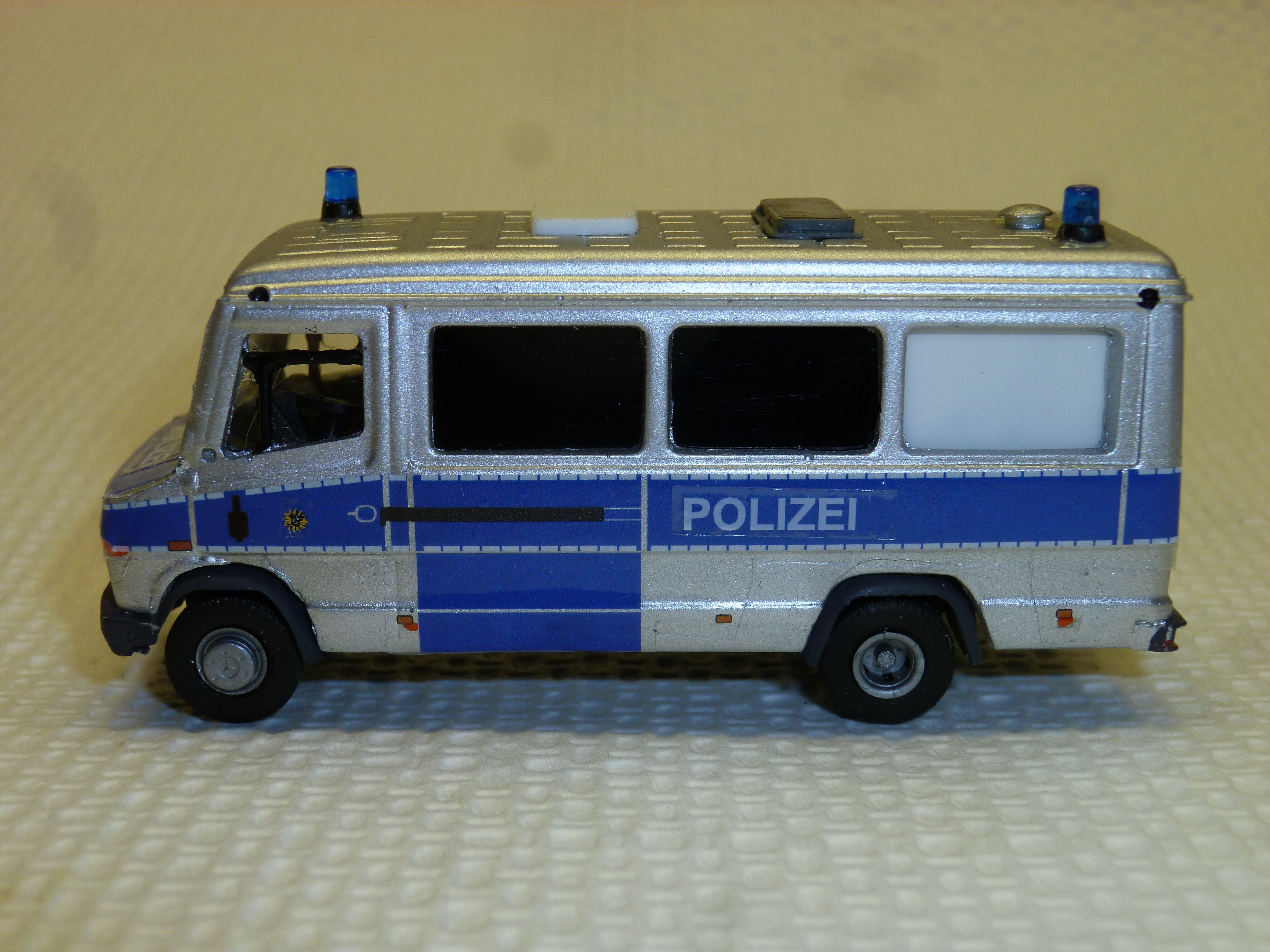 M B Sprinter Vario T2 Gruppenkraften der Bereitschaftspolizei Berlin